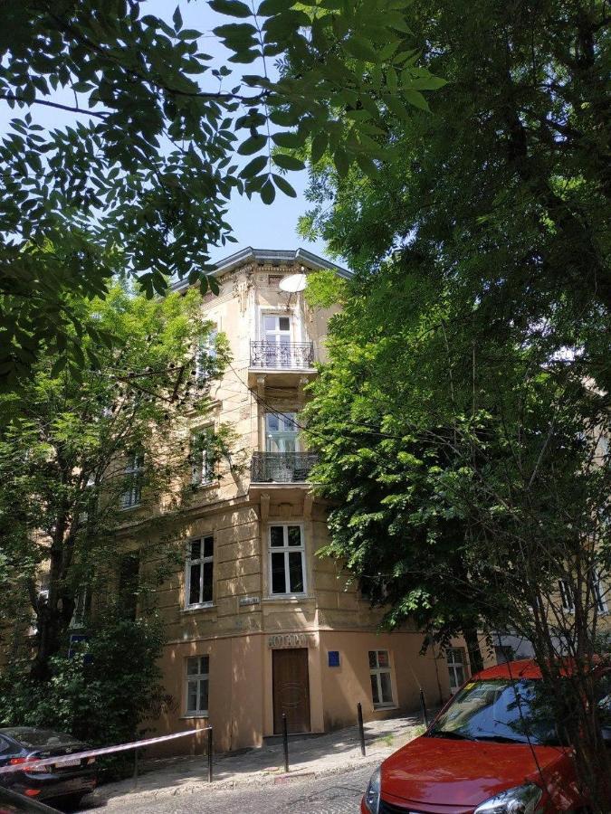 Кімната В Серці Львова ลวีฟ ภายนอก รูปภาพ